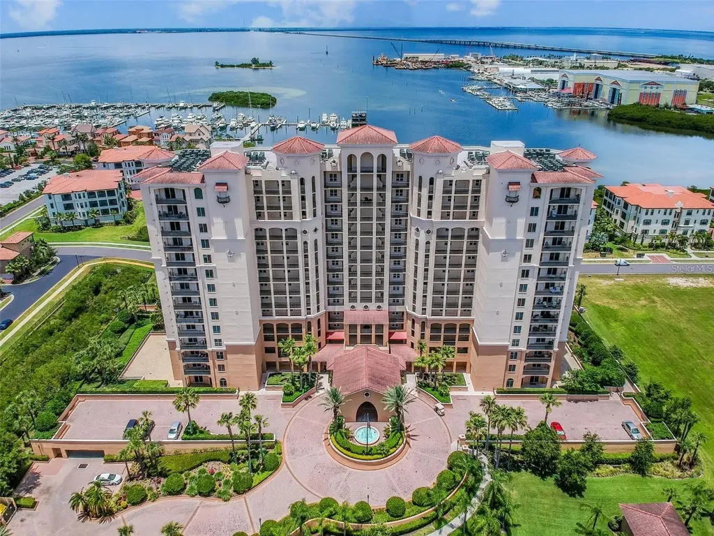 5823 Bowen Daniel Drive Tampa FL 33616