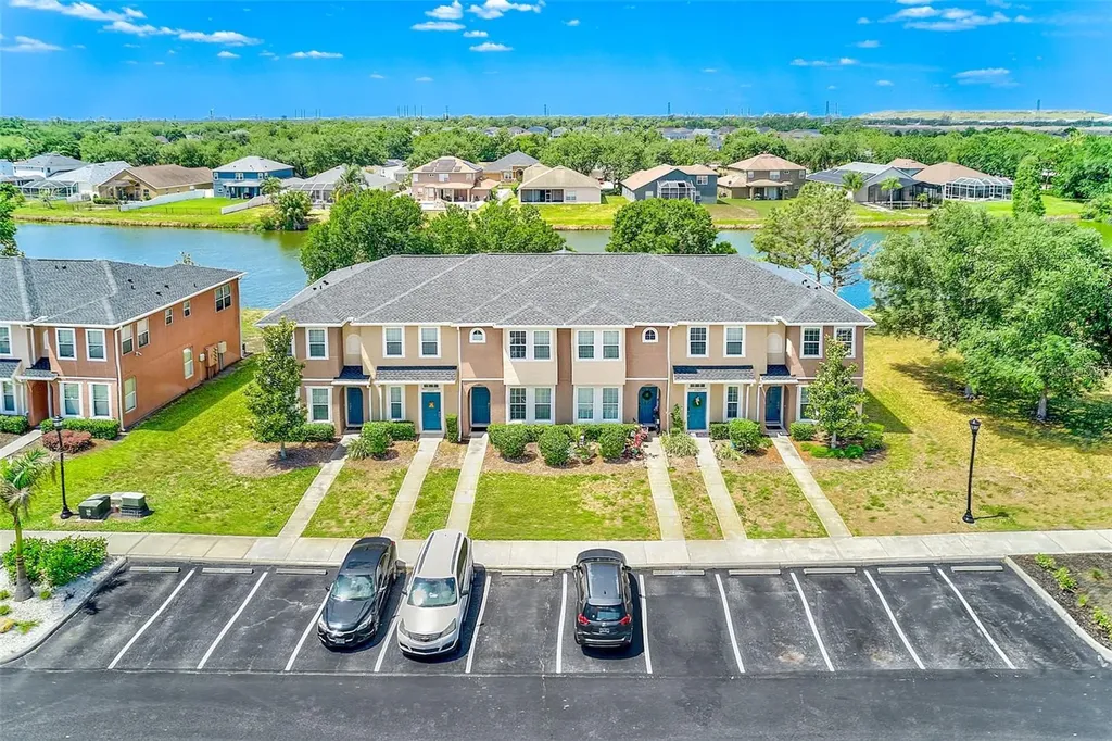 6905 Towering Spruce Drive Riverview FL 33578
