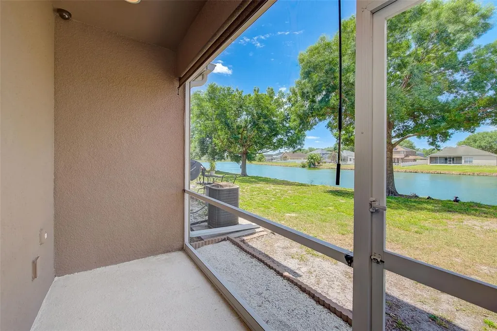 6905 Towering Spruce Drive Riverview FL 33578