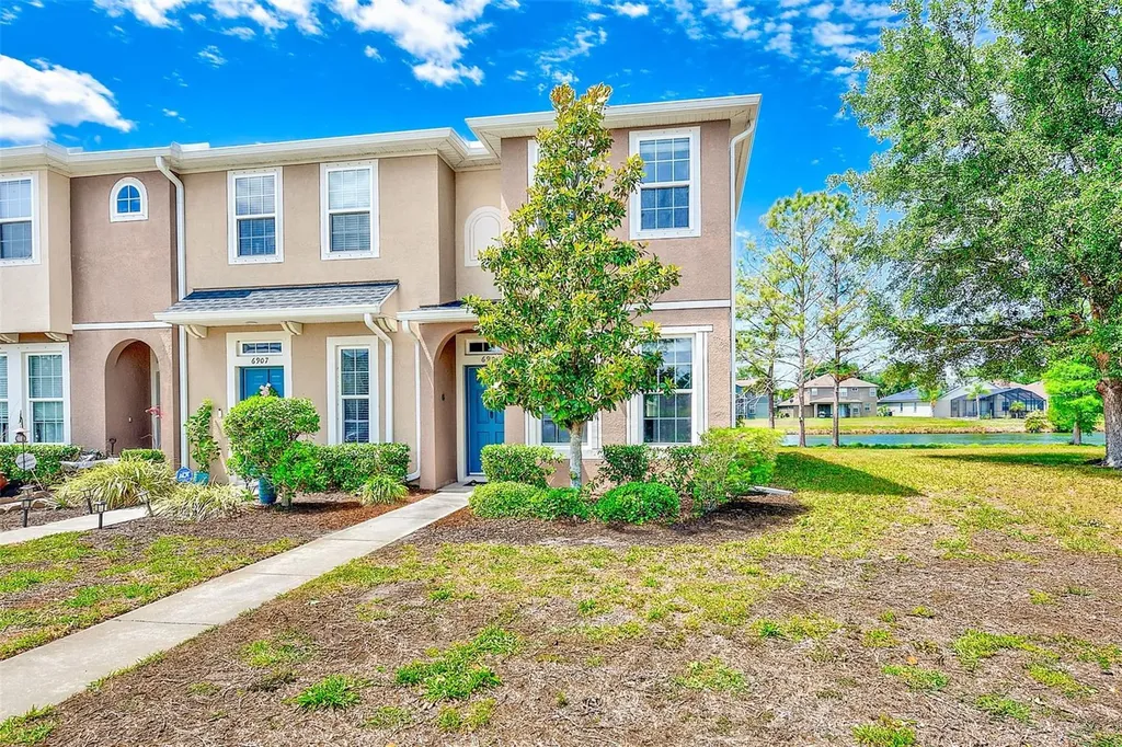 6905 Towering Spruce Drive Riverview FL 33578