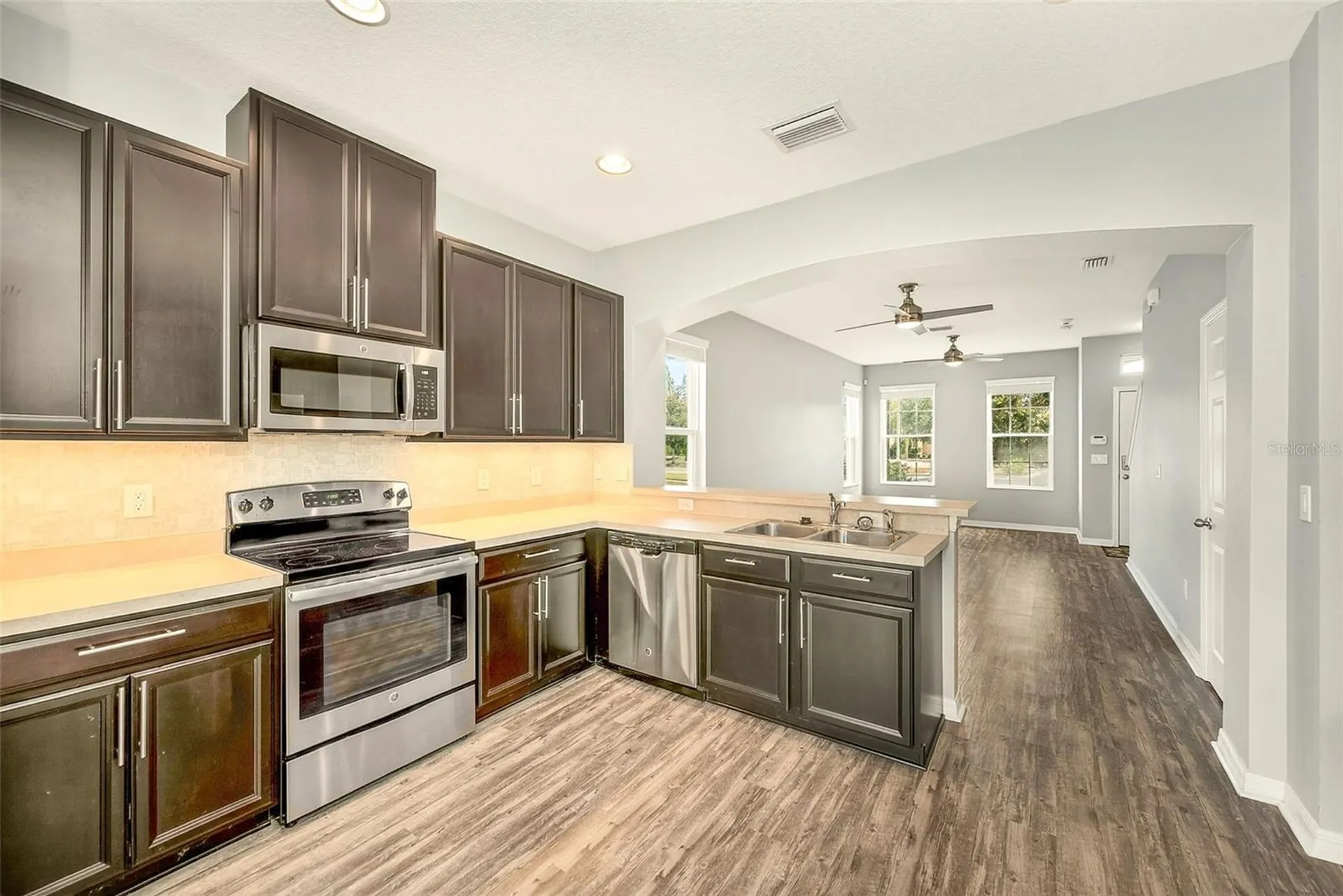 6905 Towering Spruce Drive Riverview FL 33578