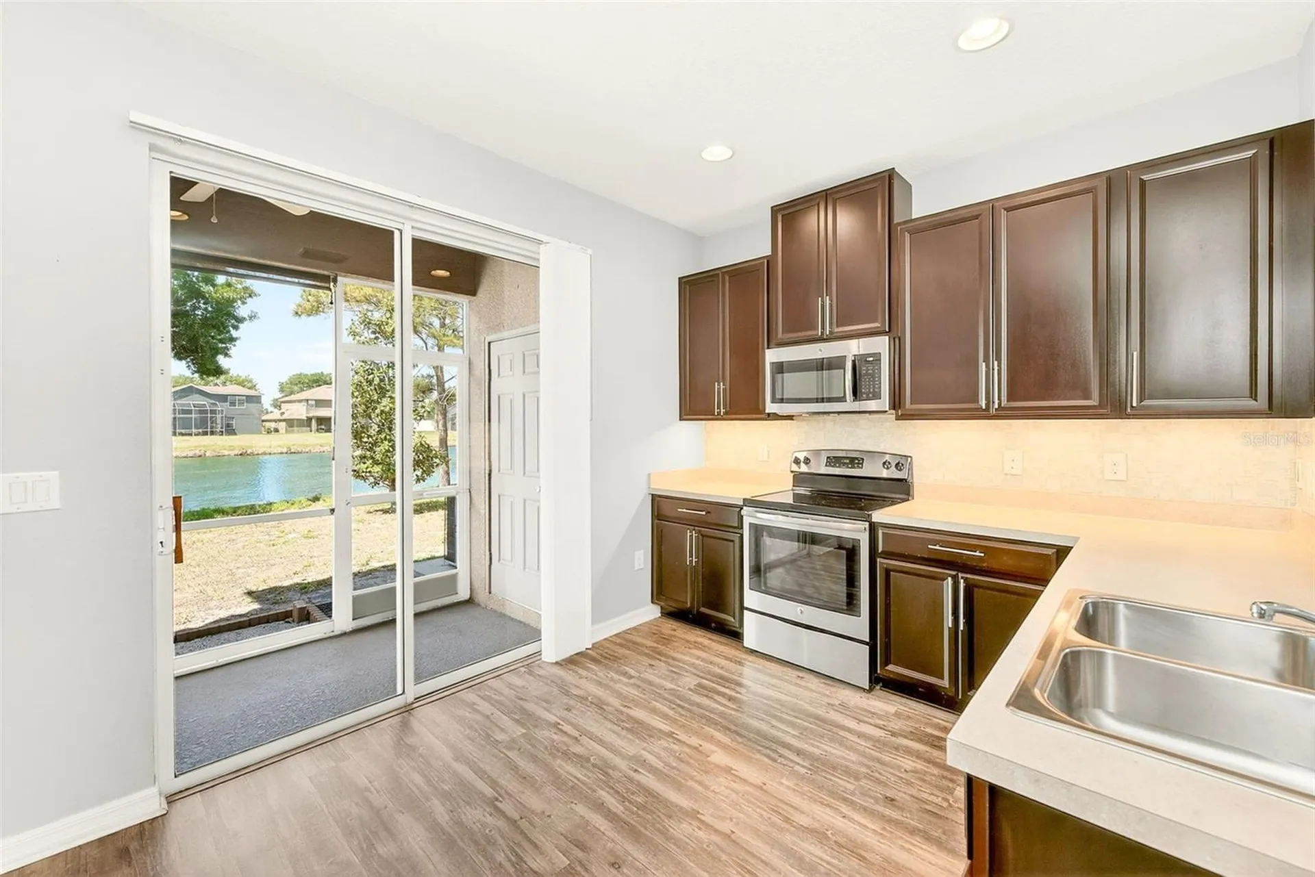 6905 Towering Spruce Drive Riverview FL 33578