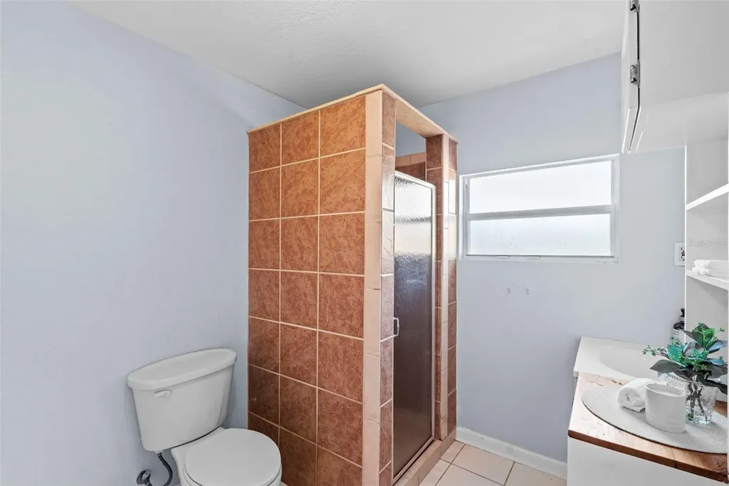 3313 Price Tampa FL 33611