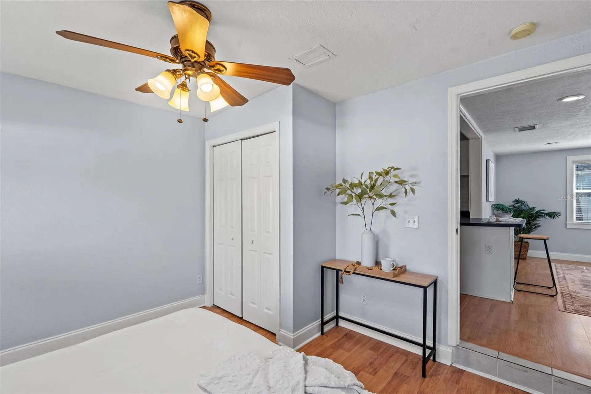 3313 Price Tampa FL 33611