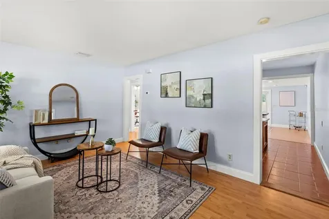 3313 Price Tampa FL 33611