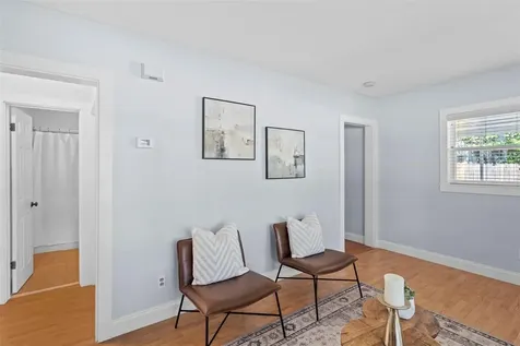 3313 Price Tampa FL 33611