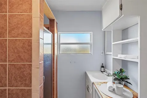 3313 Price Tampa FL 33611