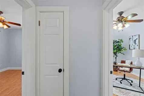3313 Price Tampa FL 33611