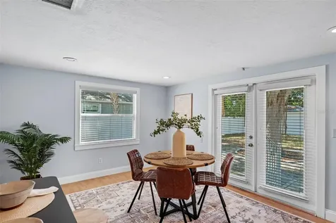 3313 Price Tampa FL 33611