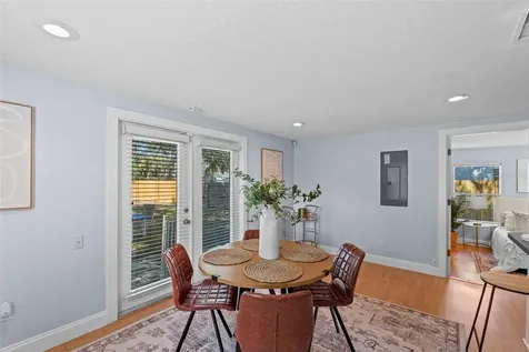 3313 Price Tampa FL 33611