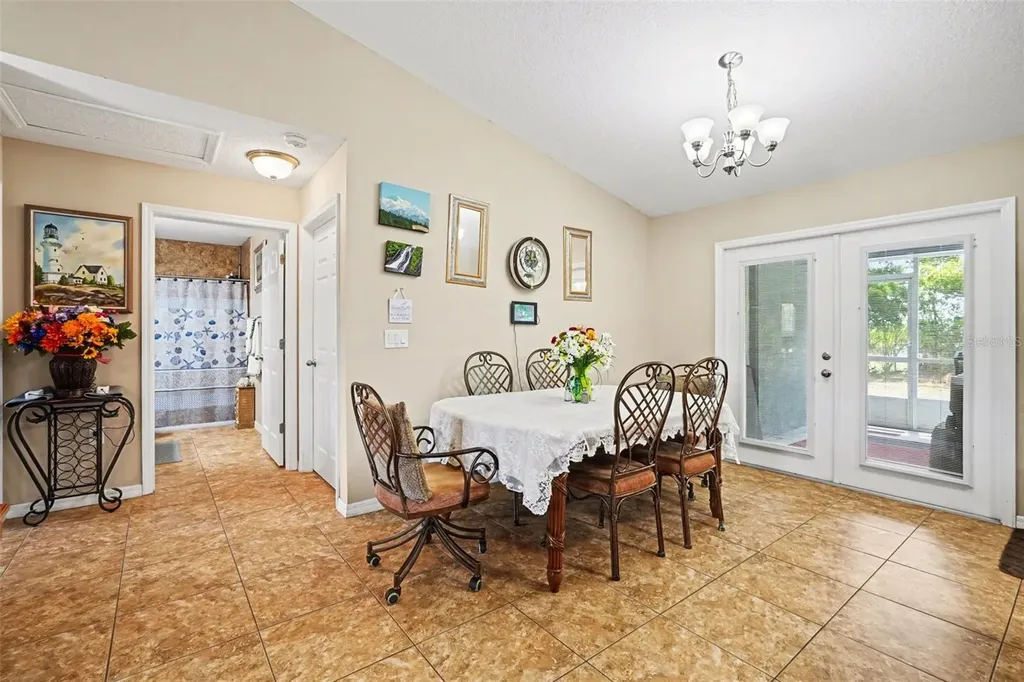 3147 Sydney Dover Road Dover FL 33527