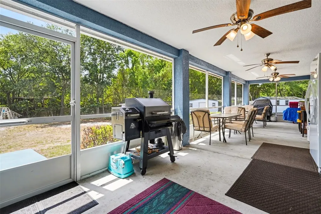 3147 Sydney Dover Road Dover FL 33527