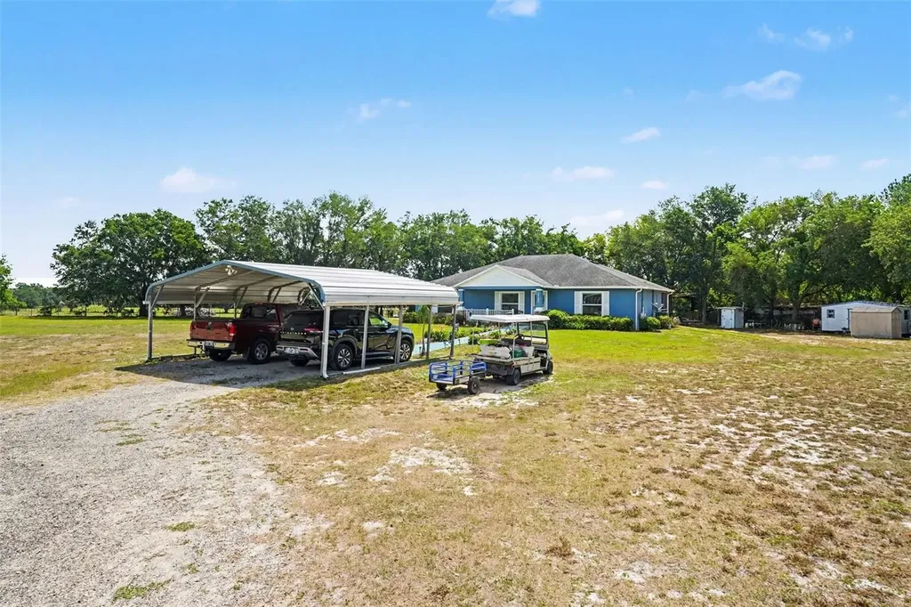 3147 Sydney Dover Road Dover FL 33527