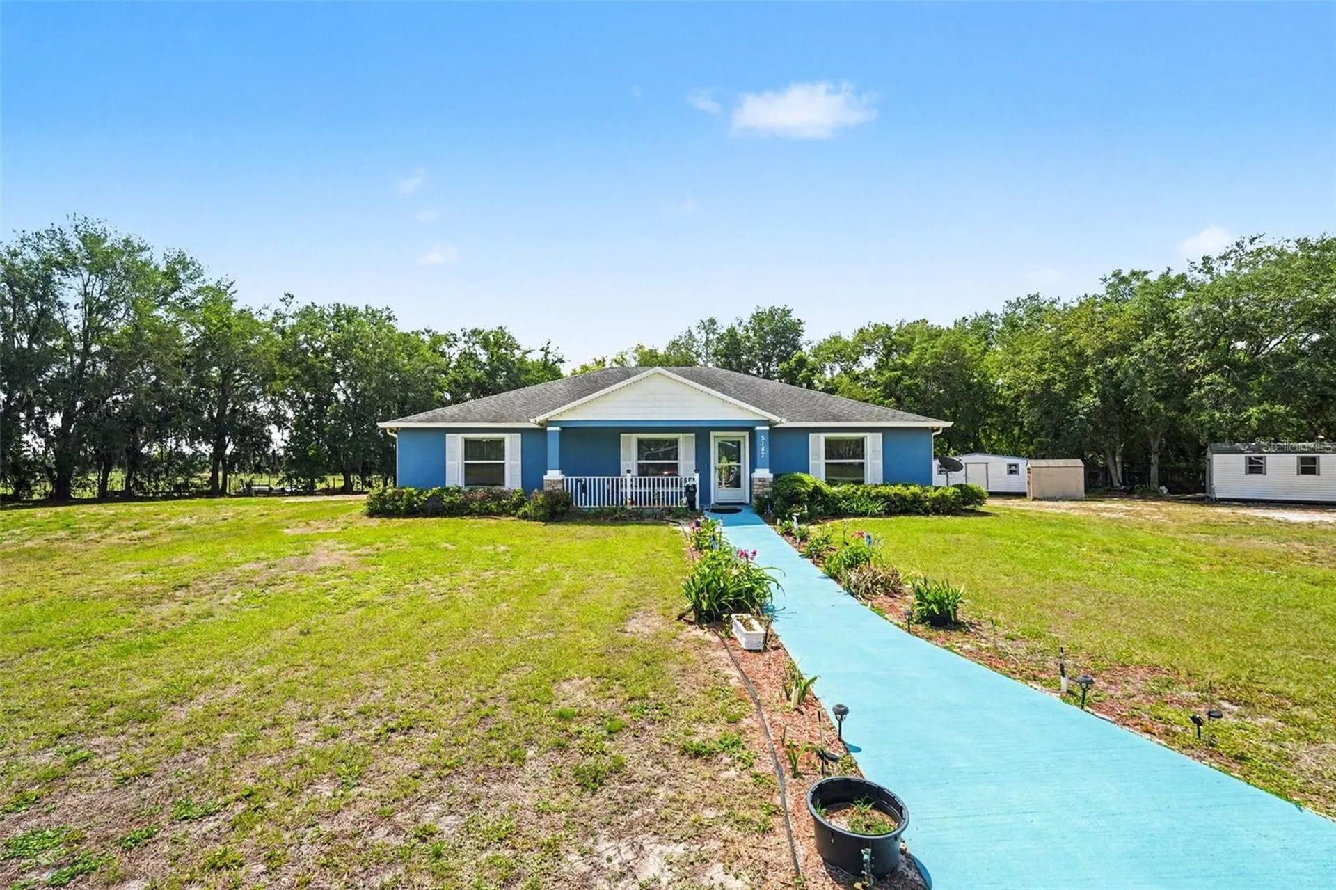3147 Sydney Dover Road Dover FL 33527