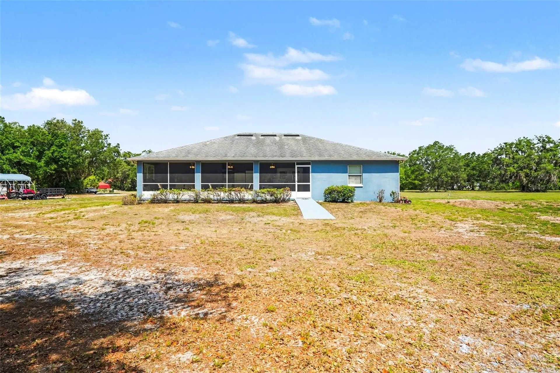 3147 Sydney Dover Road Dover FL 33527