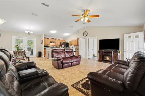3147 Sydney Dover Road Dover FL 33527