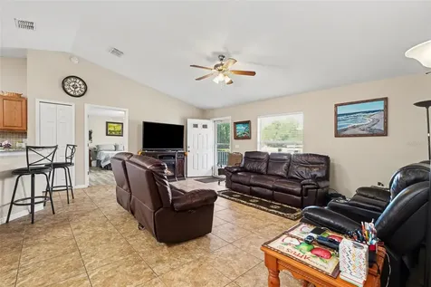 3147 Sydney Dover Road Dover FL 33527