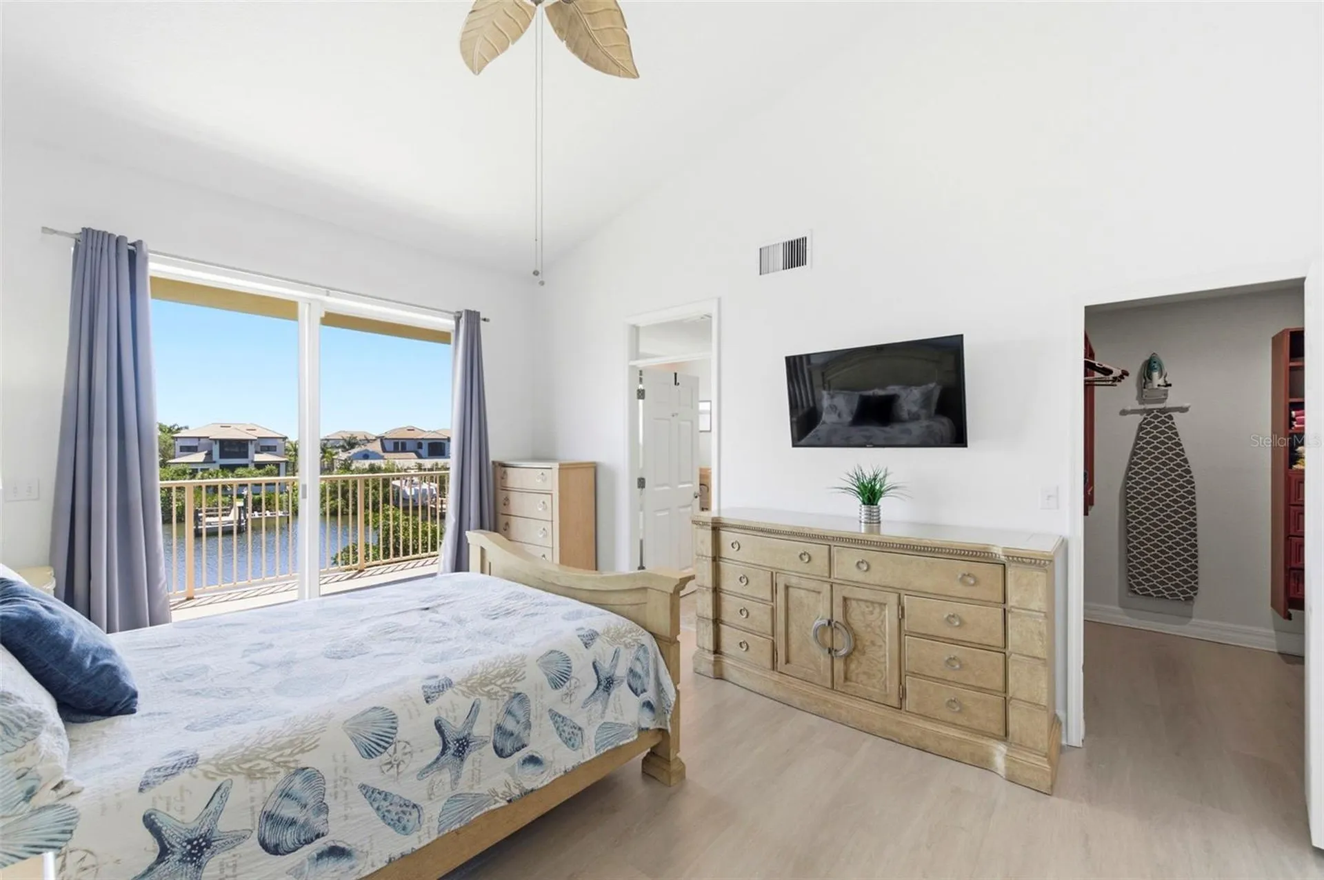 601 Bahia Beach Boulevard Ruskin FL 33570