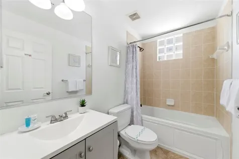 601 Bahia Beach Boulevard Ruskin FL 33570