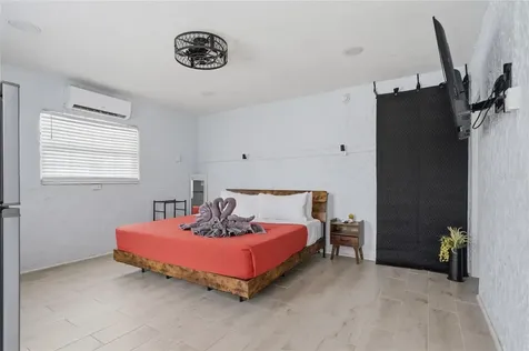 602 Poinsettia Avenue Clearwater Beach FL 33767