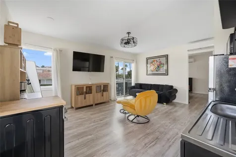 602 Poinsettia Avenue Clearwater Beach FL 33767