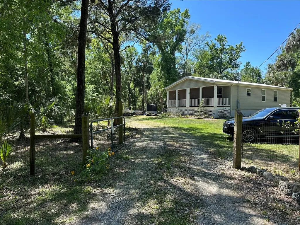 462 S Dew Plant Point Crystal River FL 34429