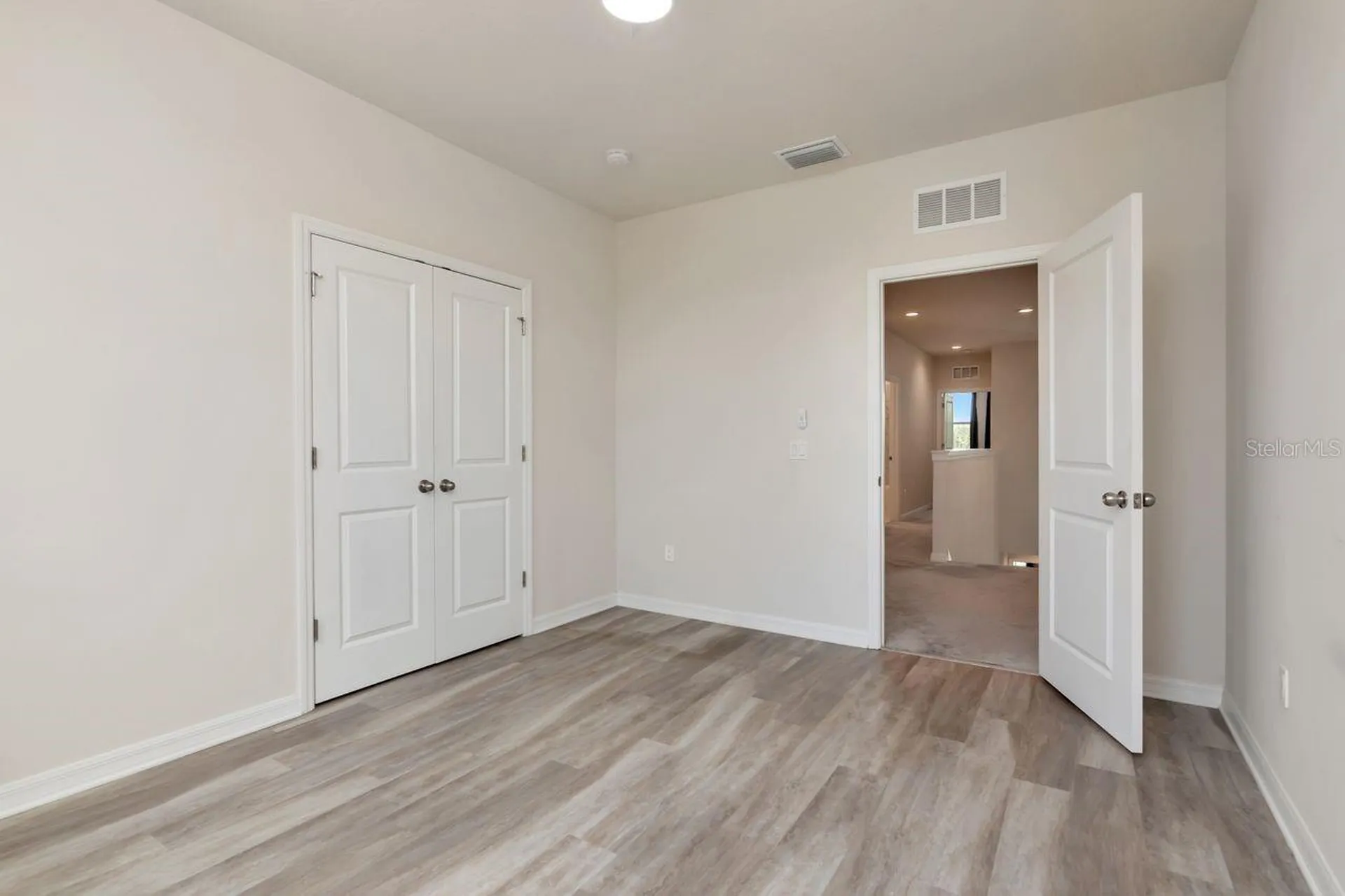 1524 Blue Sea Street Clearwater FL 33756