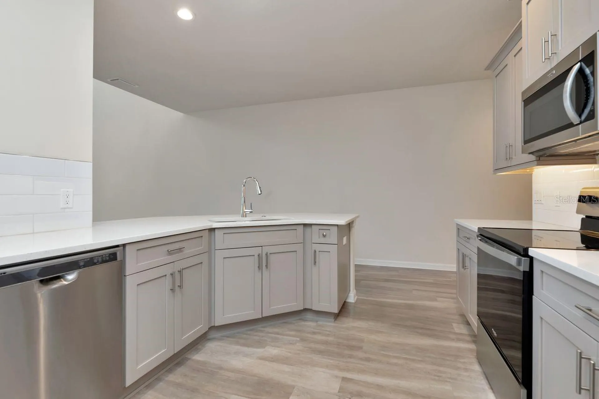 1524 Blue Sea Street Clearwater FL 33756
