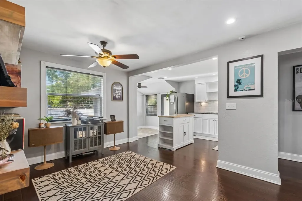 10917 72nd Avenue Seminole FL 33772