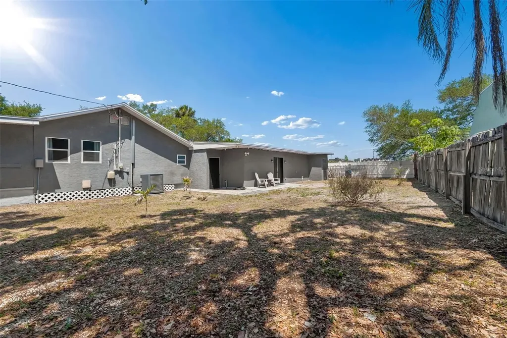 10917 72nd Avenue Seminole FL 33772