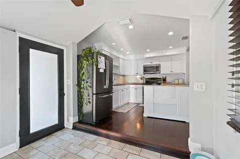 10917 72nd Avenue Seminole FL 33772