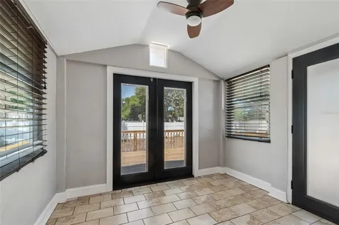 10917 72nd Avenue Seminole FL 33772