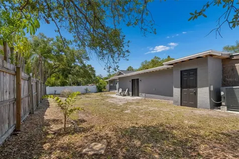 10917 72nd Avenue Seminole FL 33772