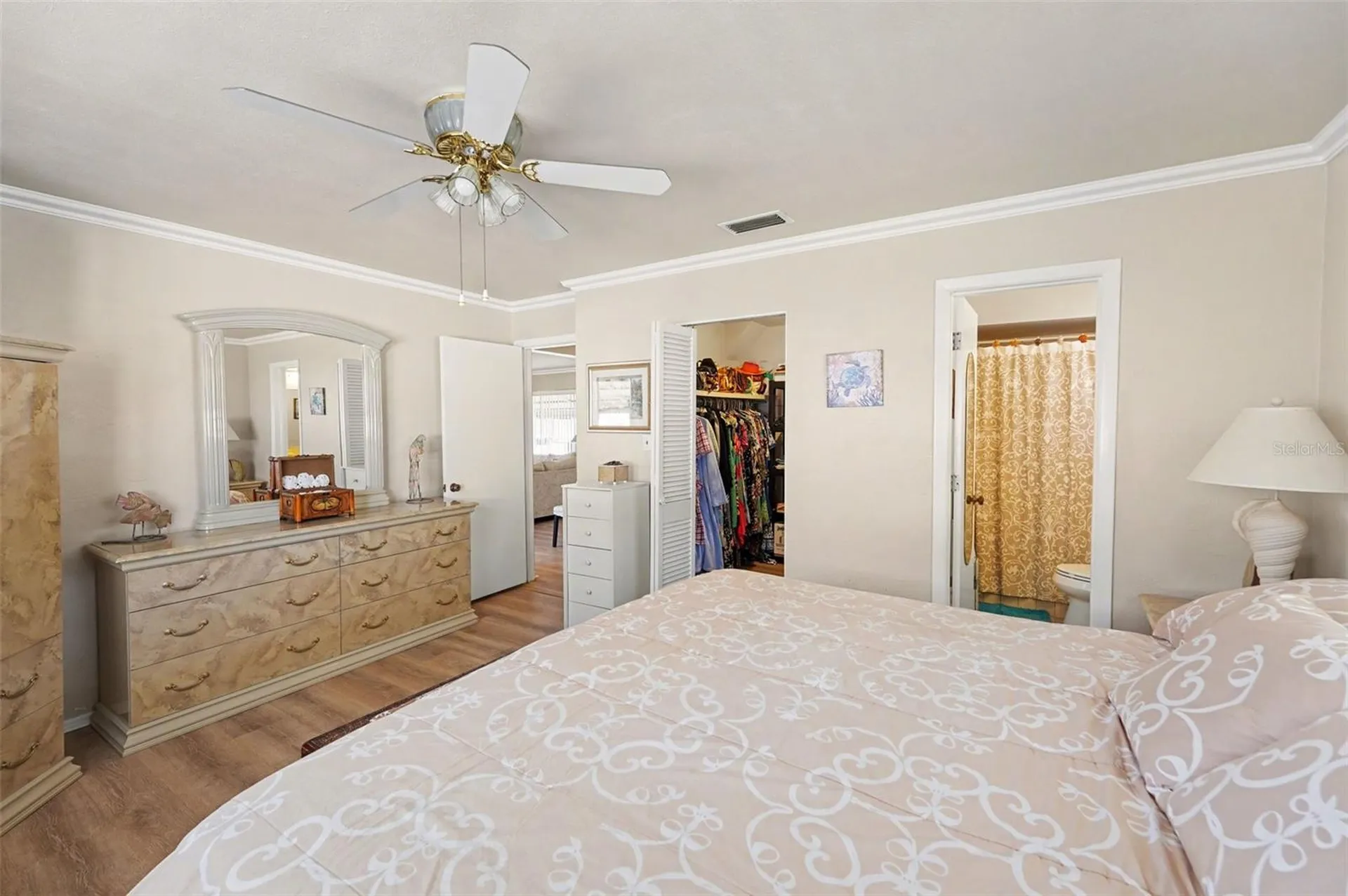 6388 21st Avenue N St Petersburg FL 33710