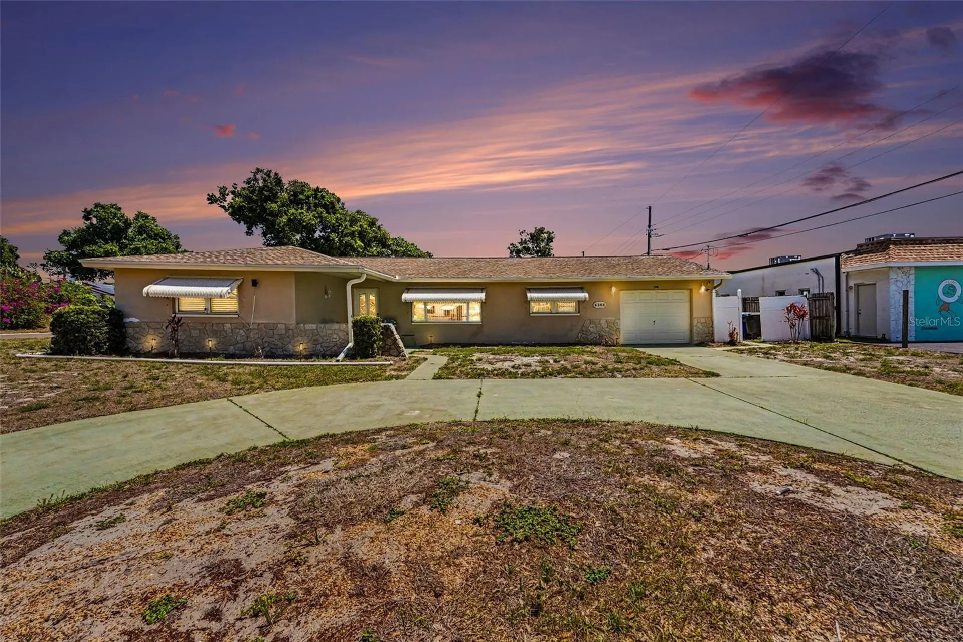 6388 21st Avenue N St Petersburg FL 33710