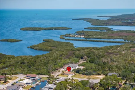 5041 Bay Boulevard Port Richey FL 34668
