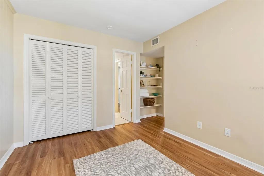10340 Carrollwood Lane Tampa FL 33618