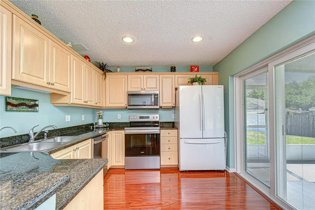 707 Orchard Isle Court Valrico FL 33594