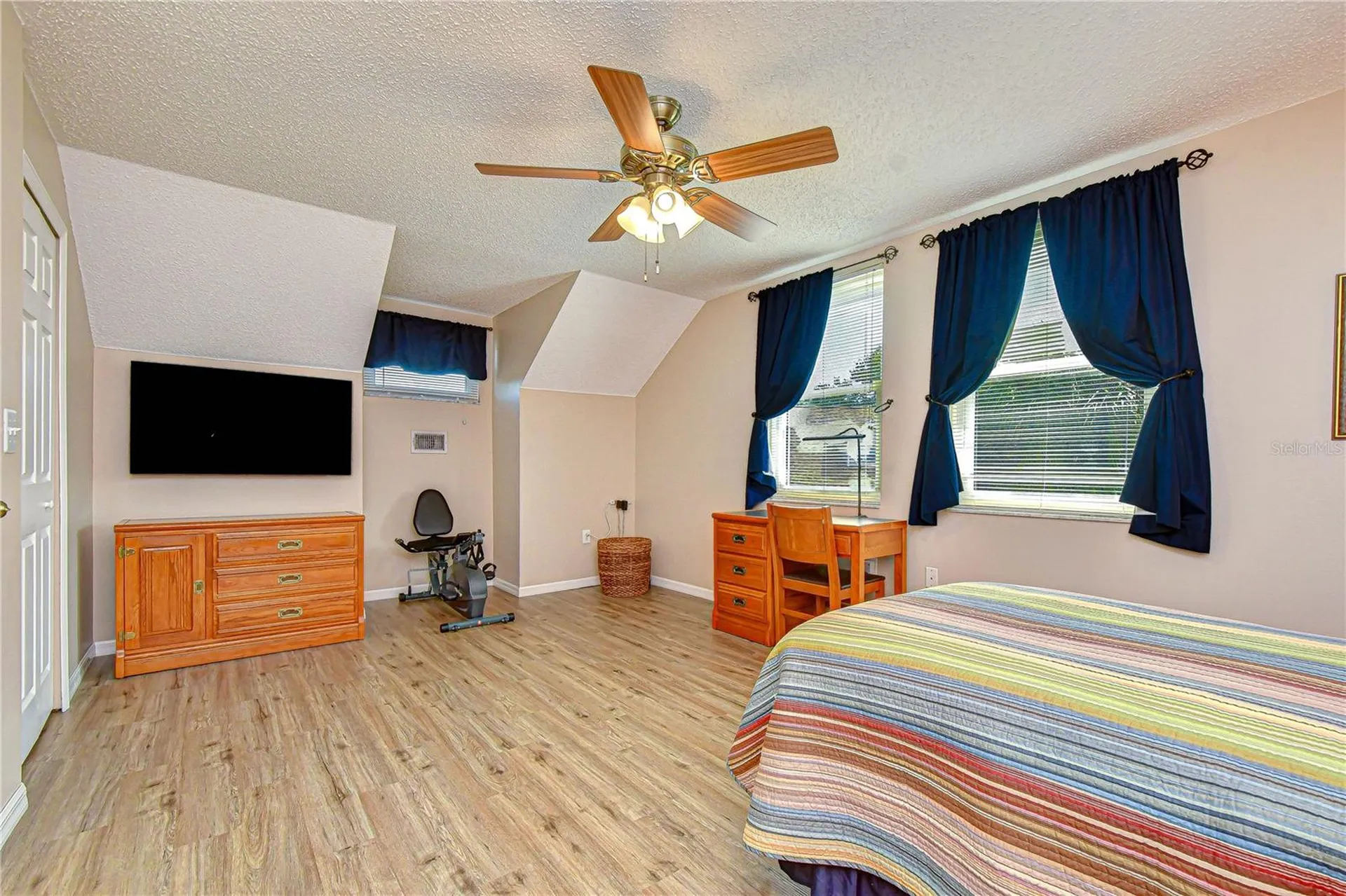 707 Orchard Isle Court Valrico FL 33594