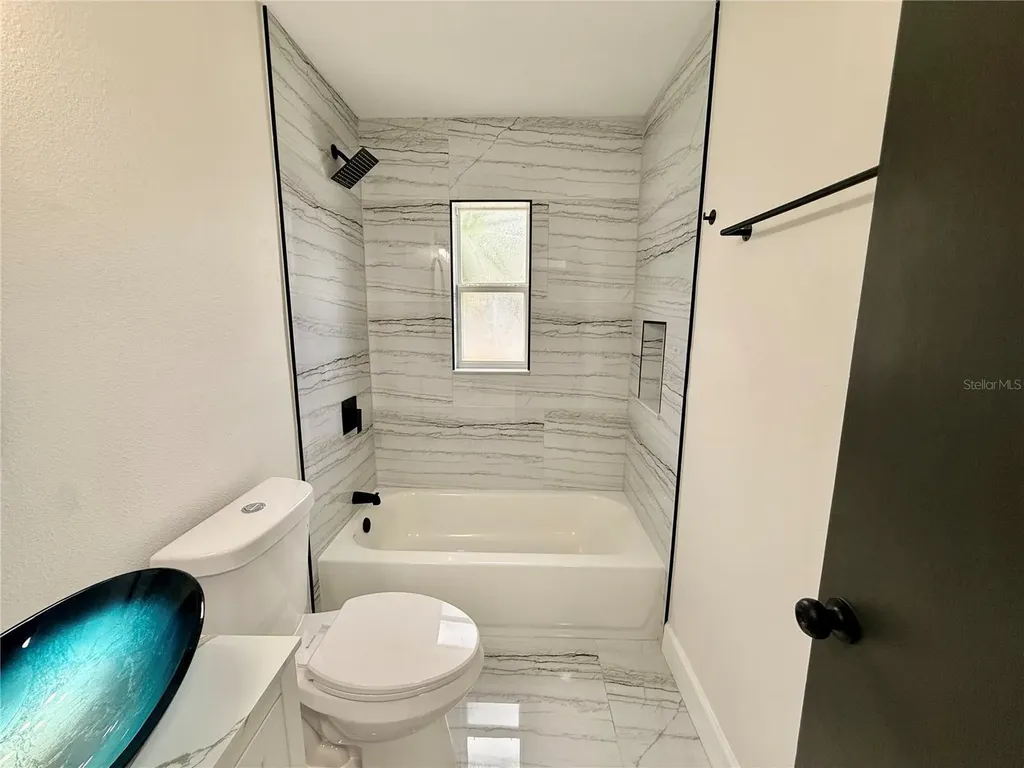 2334 Vincent Road Orlando FL 32817