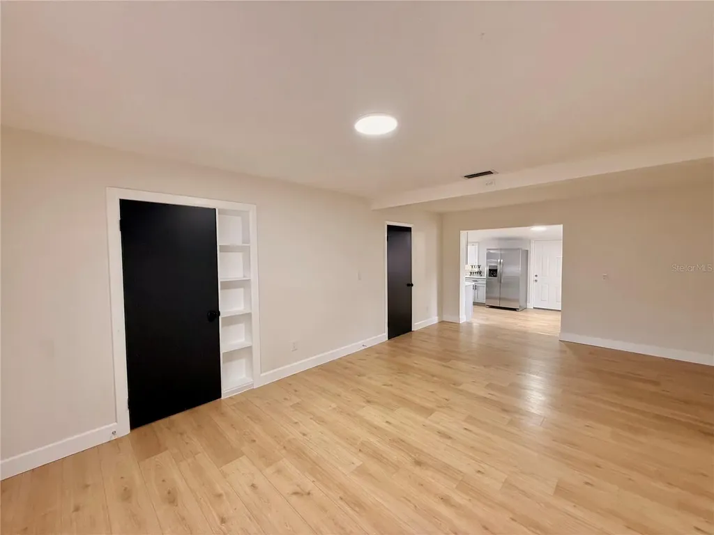 2334 Vincent Road Orlando FL 32817