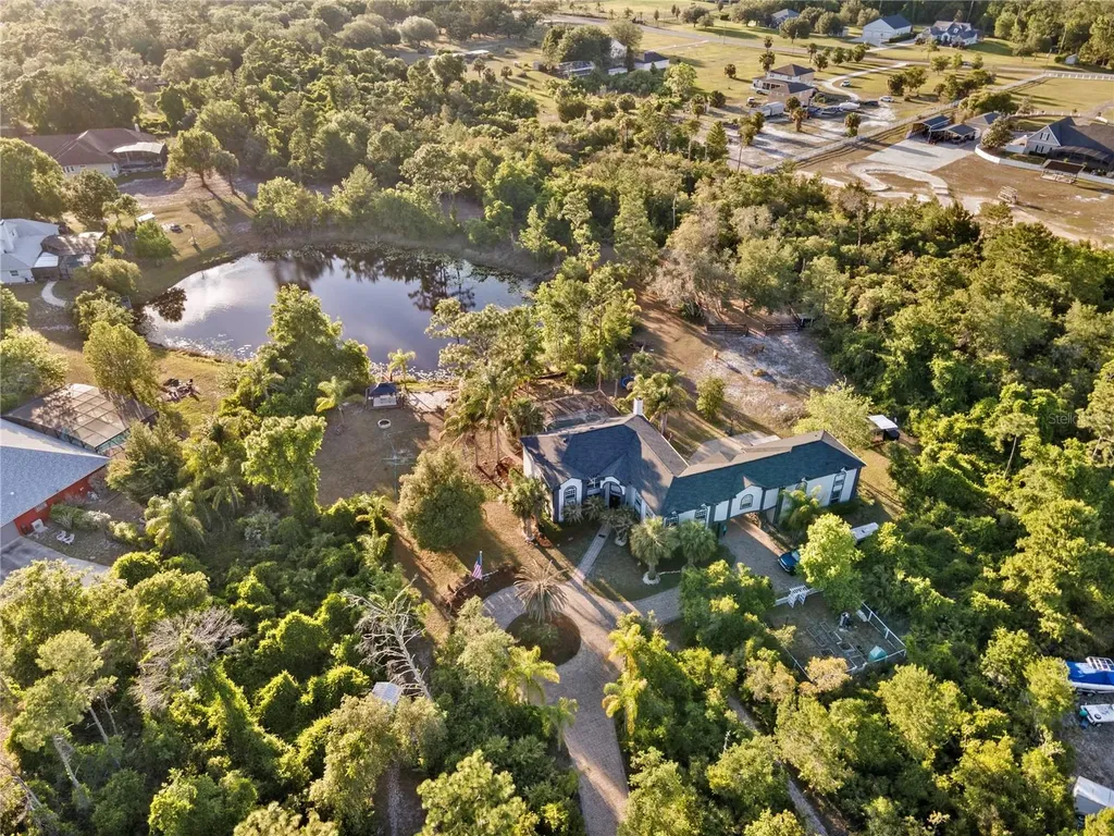 1140 Gallant Fox Way Chuluota FL 32766