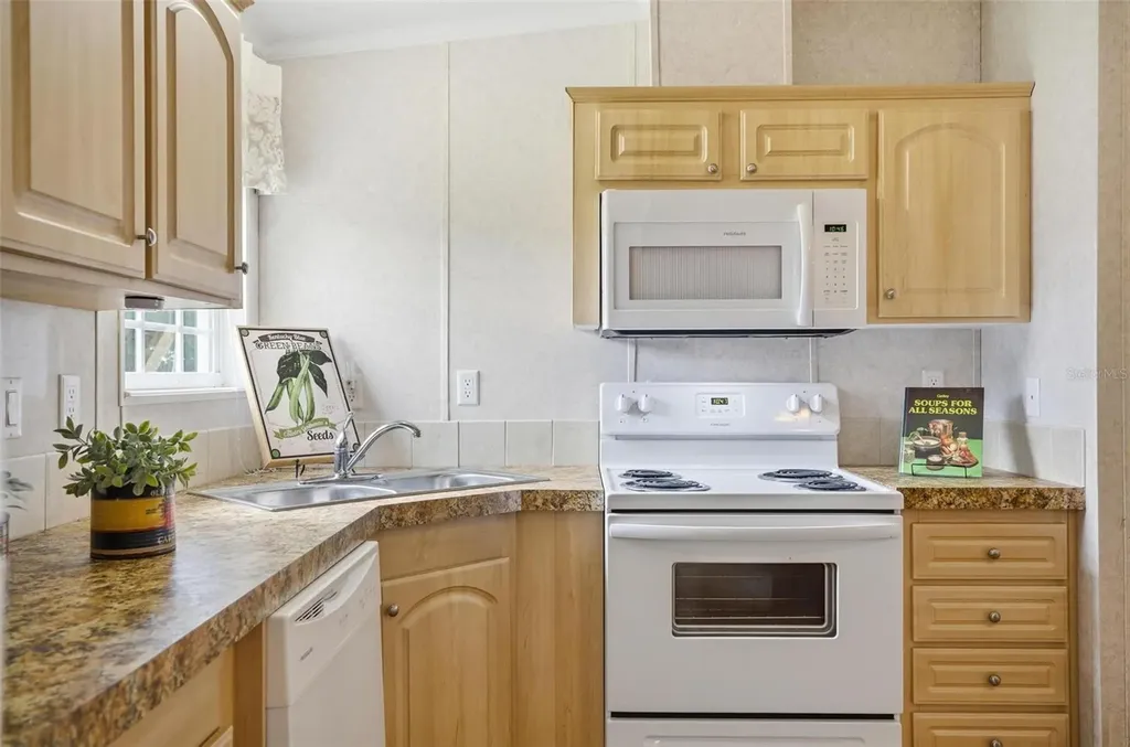 55716 Keith Street Astor FL 32102