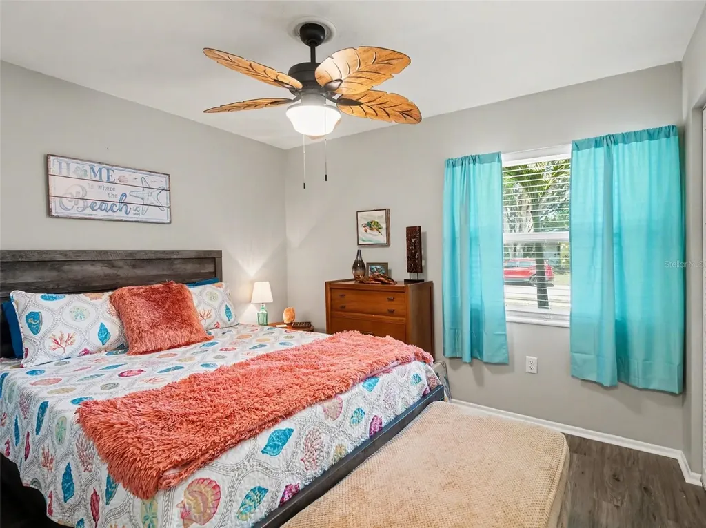5627 35th Court E Bradenton FL 34203