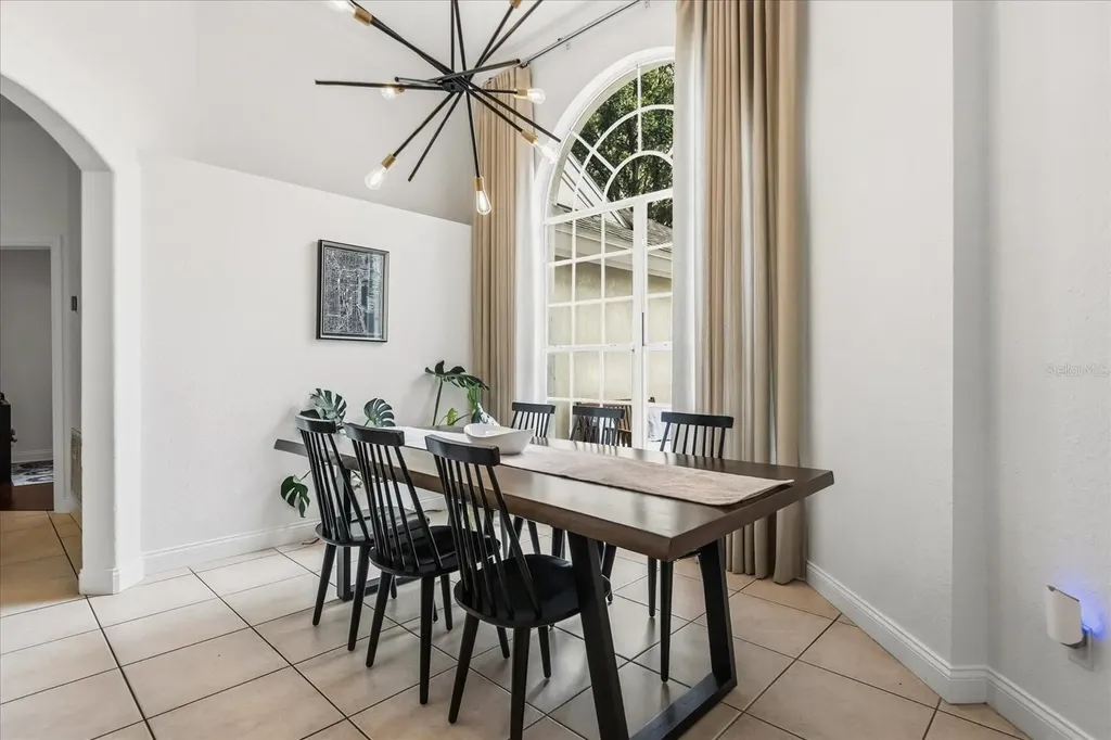 1934 Thoroughbred Drive Gotha FL 34734