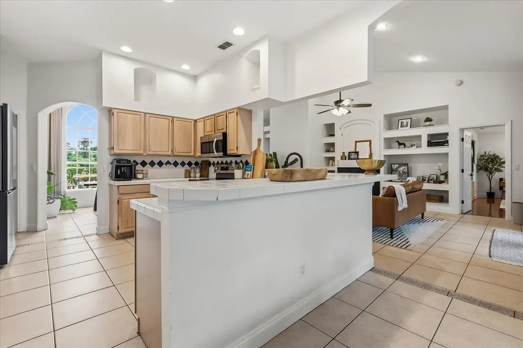 1934 Thoroughbred Drive Gotha FL 34734