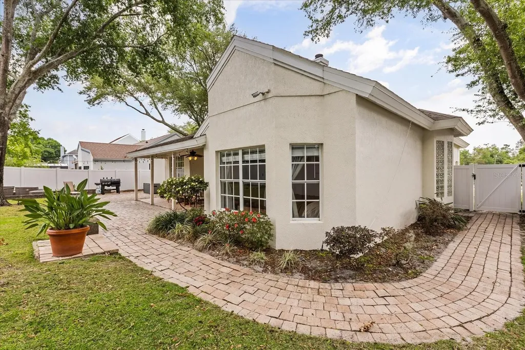 1934 Thoroughbred Drive Gotha FL 34734