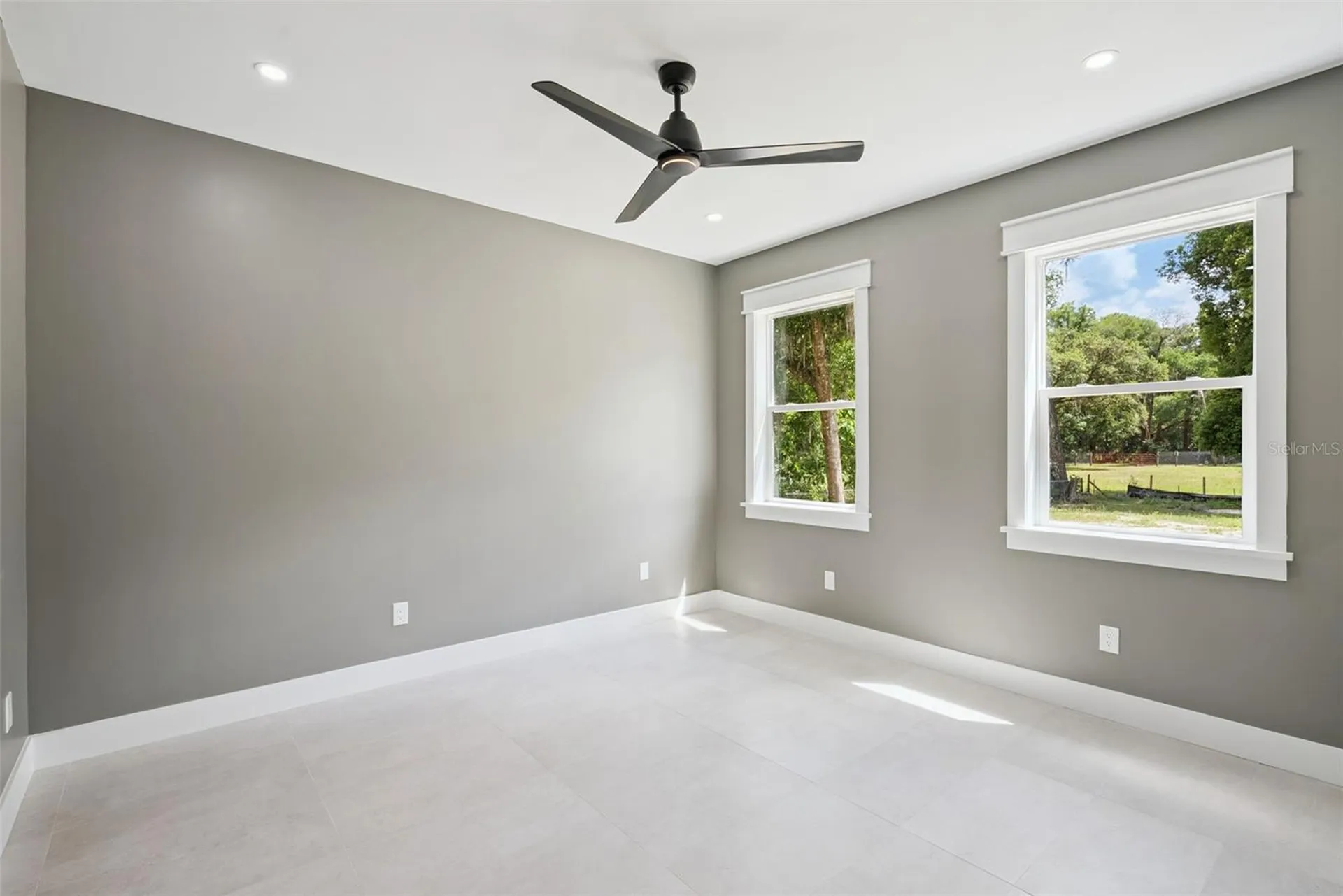 420 E 10th Street Apopka FL 32703