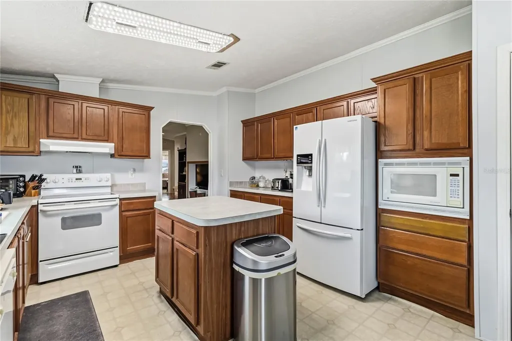 9109 Atlas Drive St Cloud FL 34773