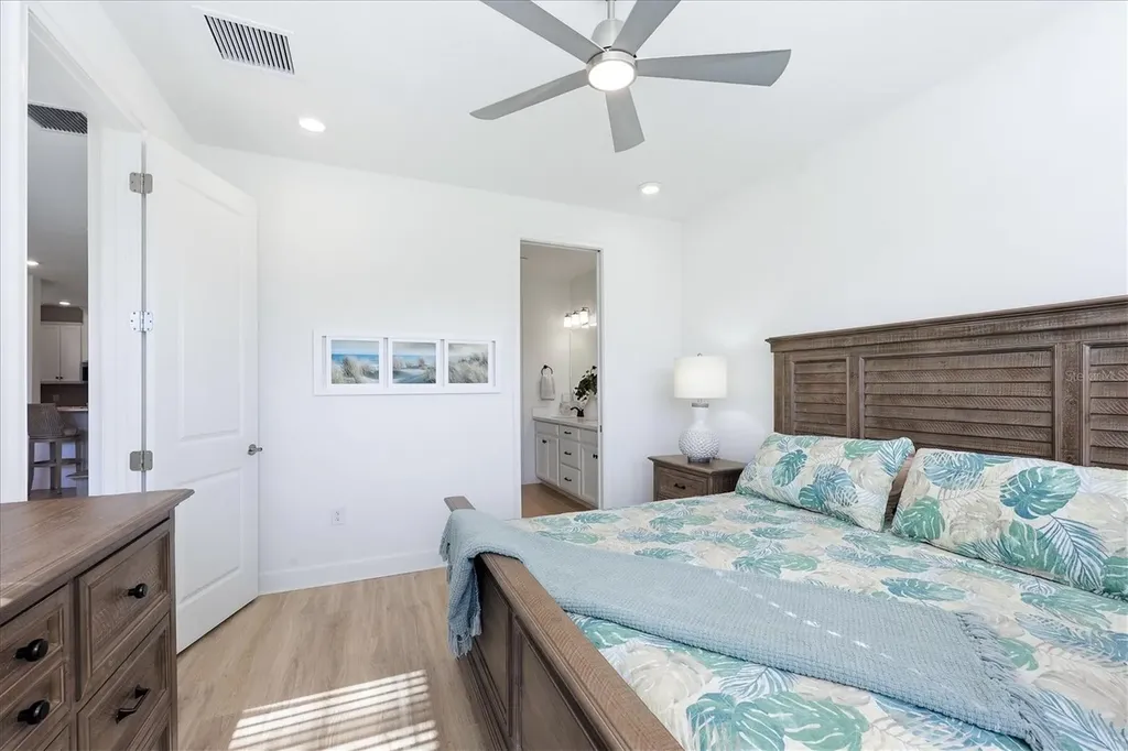 4733 Tortona Court Bradenton FL 34211